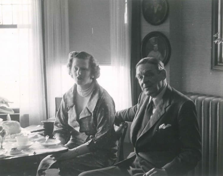 Valerie and T. S. Eliot taking tea in Marian Eliot's Brattle Street apartment in Cambridge, Massachusetts, May 1958.