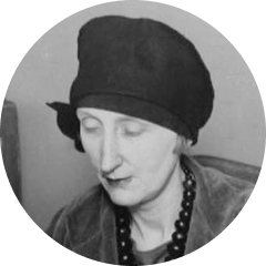Edith Sitwell by Photo Press, 1928. Edith Sitwell by Photo Press, 1928.