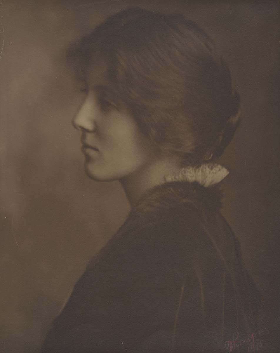 Margaret Farrand Thorp after her graduation, 1910s.